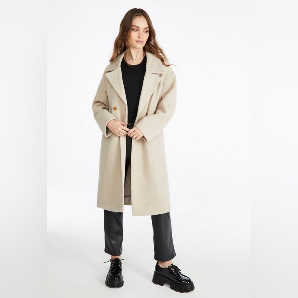 Oatmeal Mid Length Double Breasted Coat in Off White Cream in Size Larfe